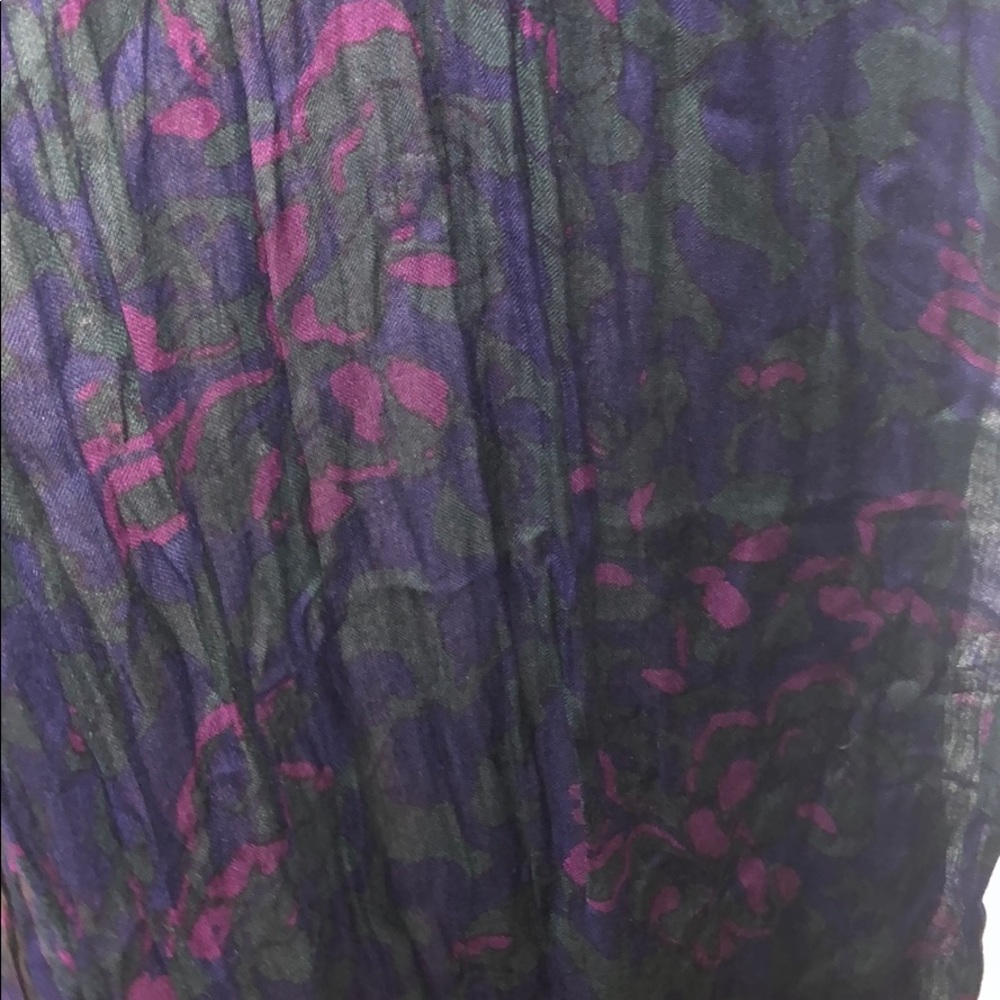 3 Scarves - Picture 3 of 5
